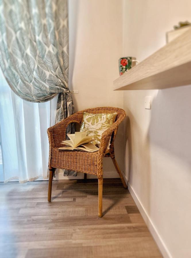 Appartamento Casa Emilia 시르미오네 외부 사진